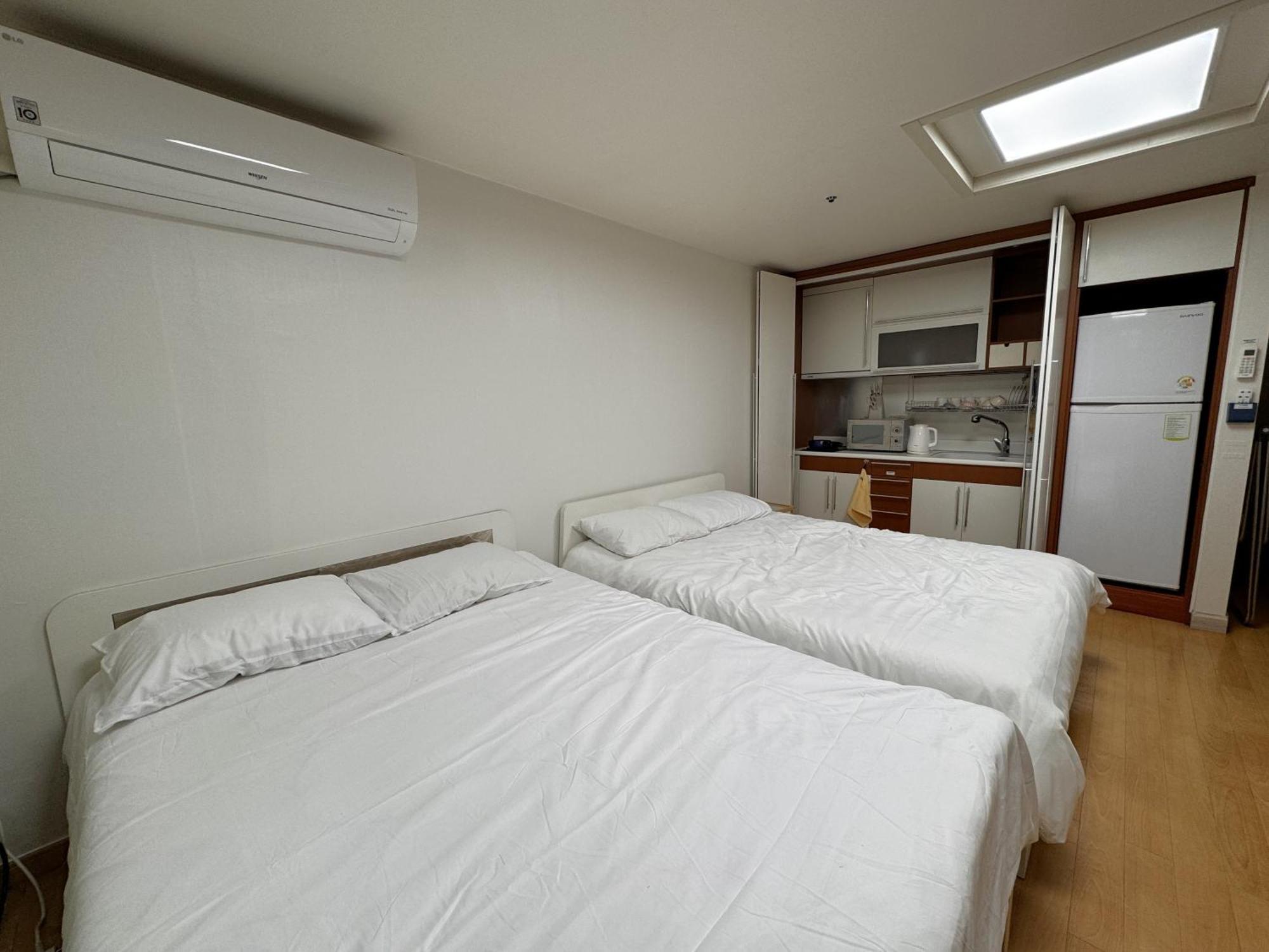 Apartment Hongdae Loading Seoul